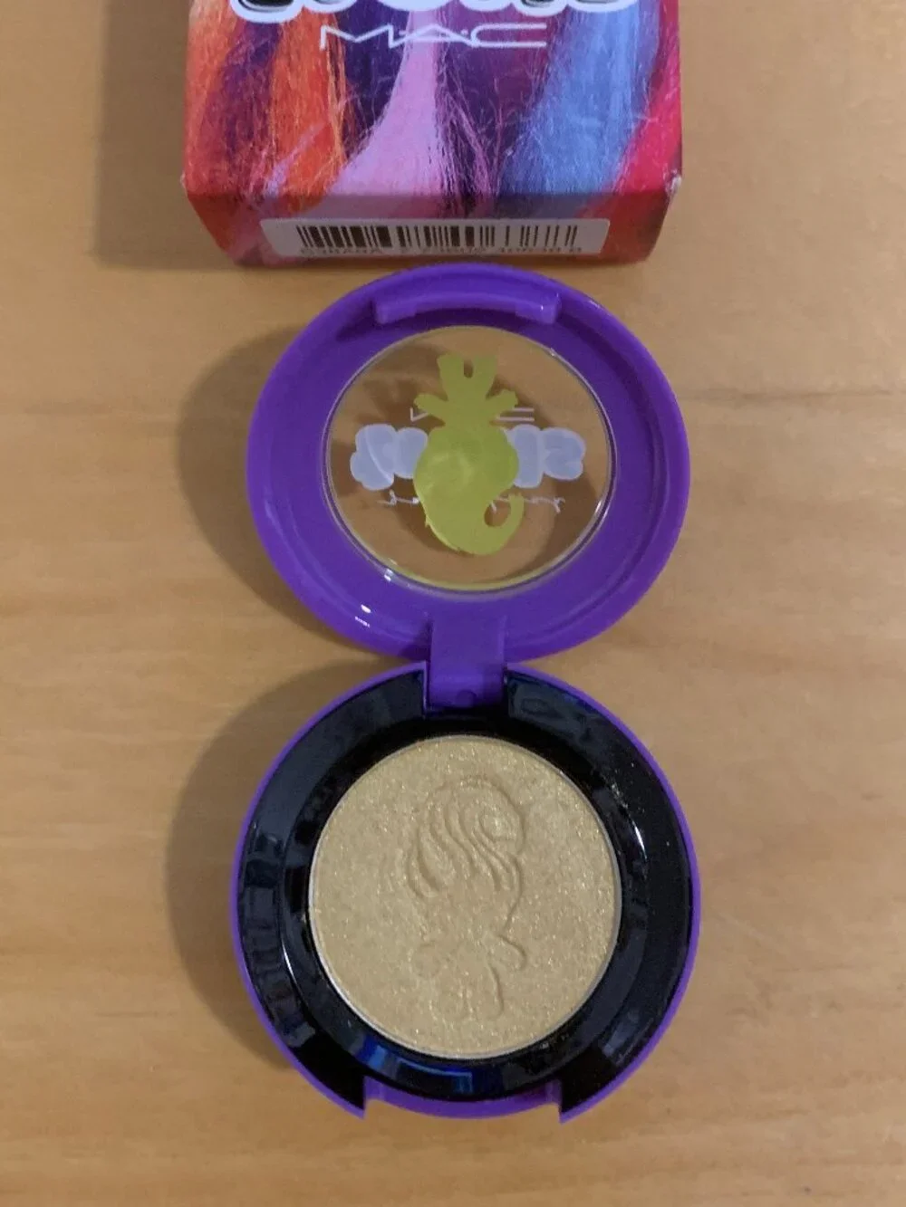 NEW MAC Cosmetics Troll Collection Eyeshadow in Suns out Buns out